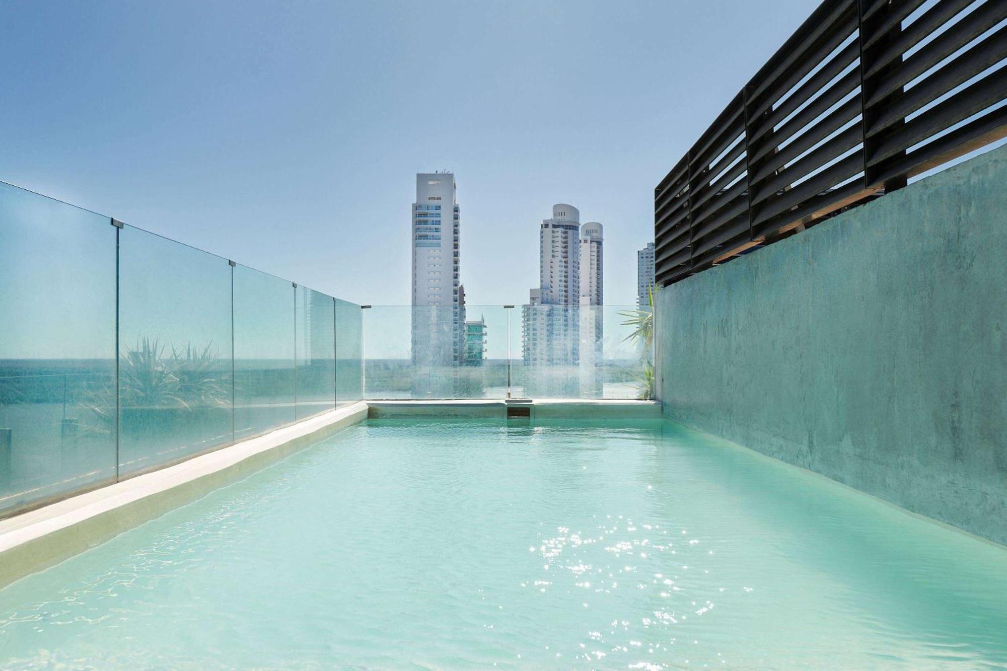 Hotel Dazzler By Wyndham